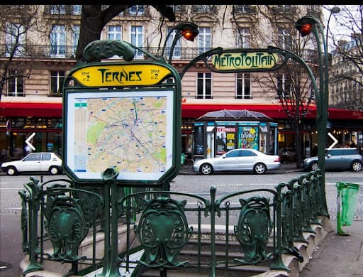 Hayat - Expert-Comptable à Paris 17ème