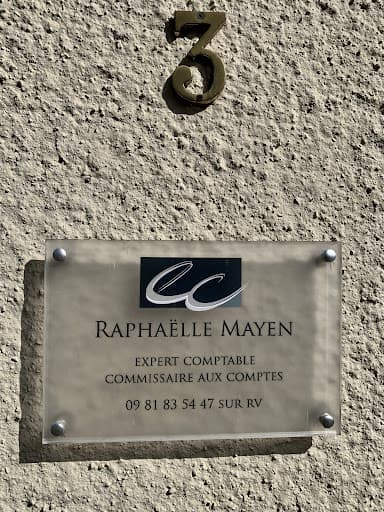 Mayen Raphaelle
